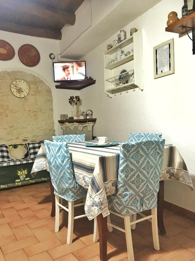 Casa Vacanze "Un Sogno Nel Blu'" 包内伊 外观 照片