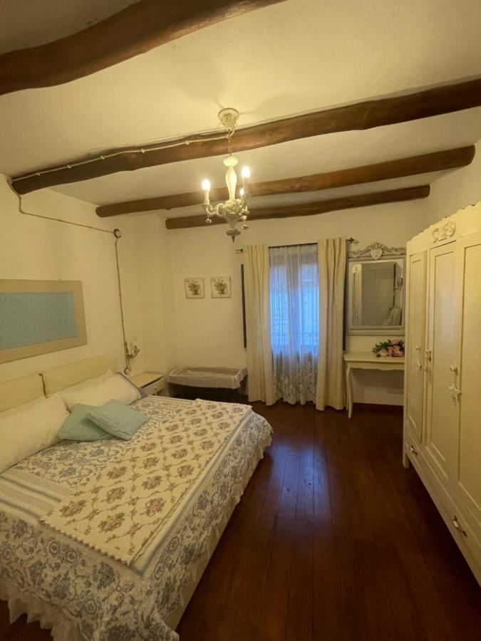 Casa Vacanze "Un Sogno Nel Blu'" 包内伊 外观 照片