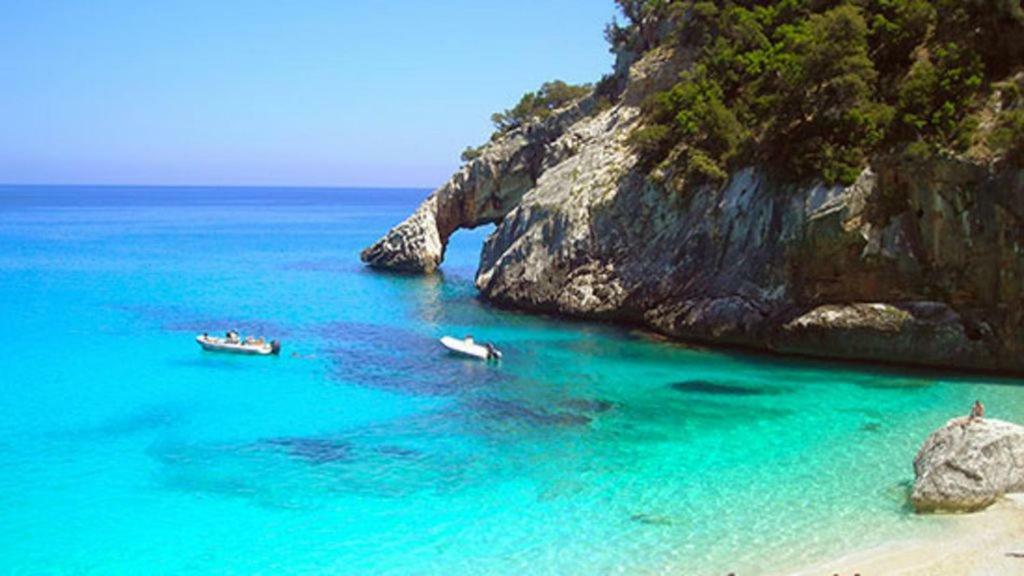 Casa Vacanze "Un Sogno Nel Blu'" 包内伊 外观 照片